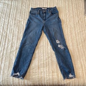 Levi High Rise Straight Cropped Jeans, size 28